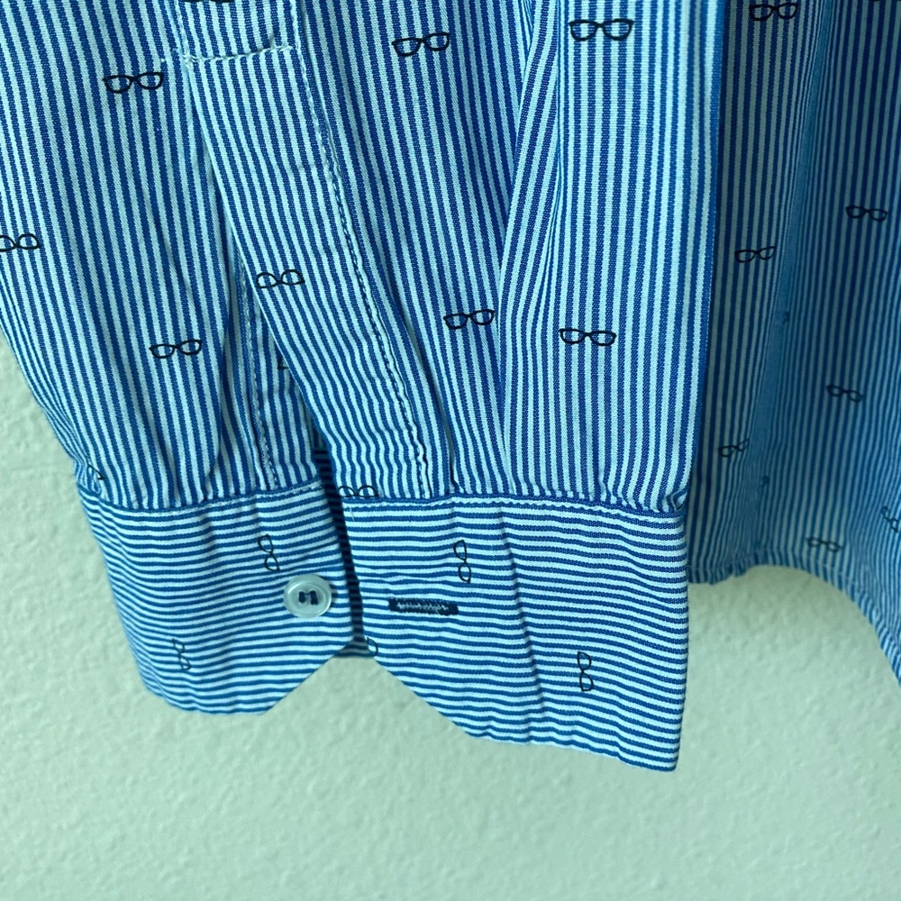 Velvet Heart Women’s White&Navy Pinstripe Long Sleeve Button Down Shirt Size XL - Picture 12 of 14
